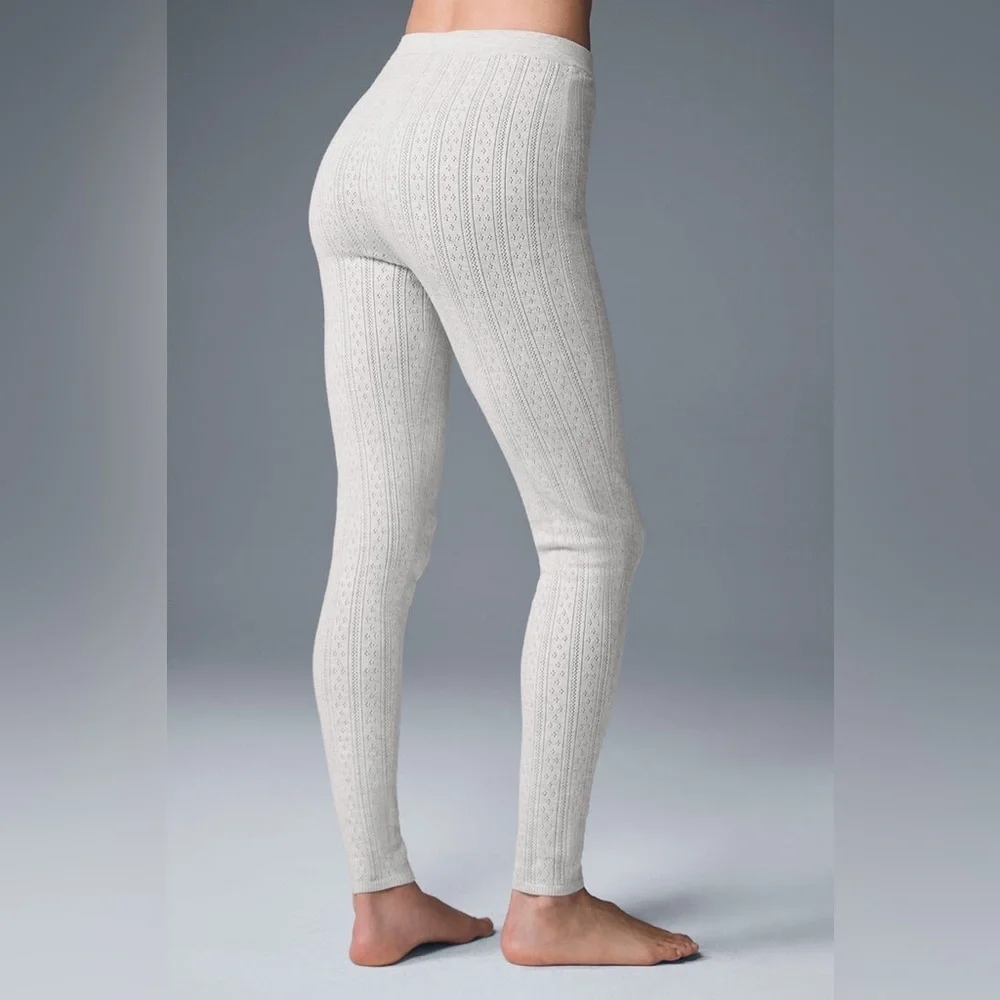 NWOT - Alo Yoga Pointelle Sweater Be Mine Legging in Light Grey Heather - Size S